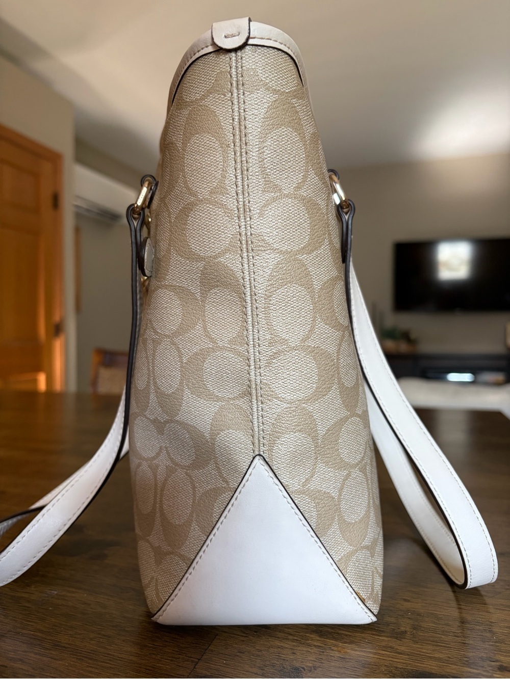 Coach Beige & Cream Signature Canvas Shoulder Tote Bag - Picture 9 of 13
